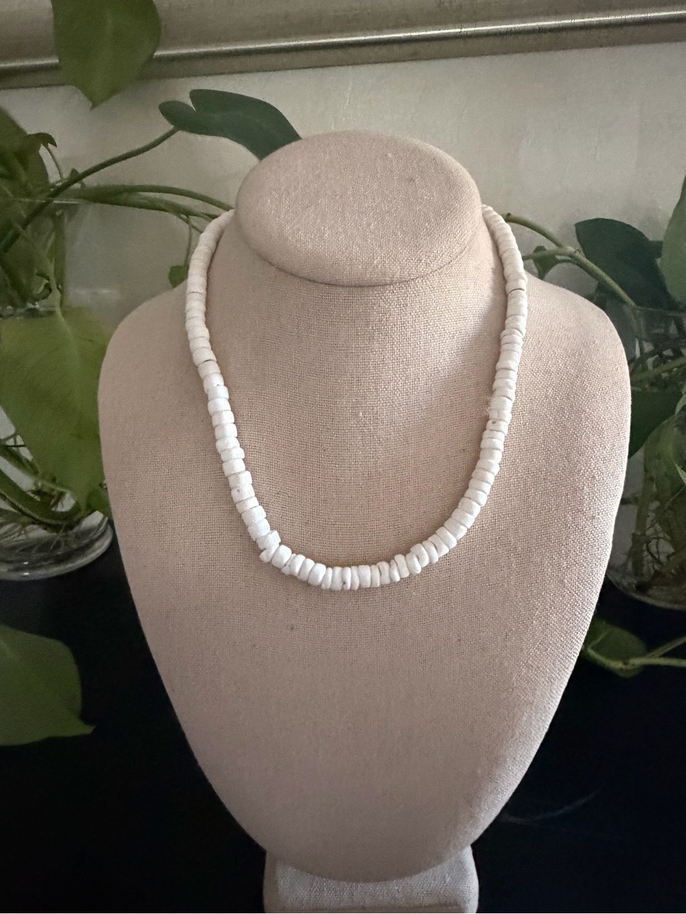Vintage 60’s Hawaiian Raw Puka Shell Surfer Necklace